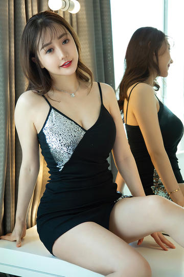 国产轮奸小姨阴唇屁眼